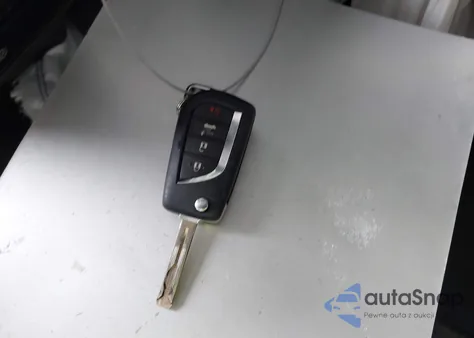 2020 Toyota Corolla Le из США, поврежденный, VIN JTDEPRAE3LJ064211